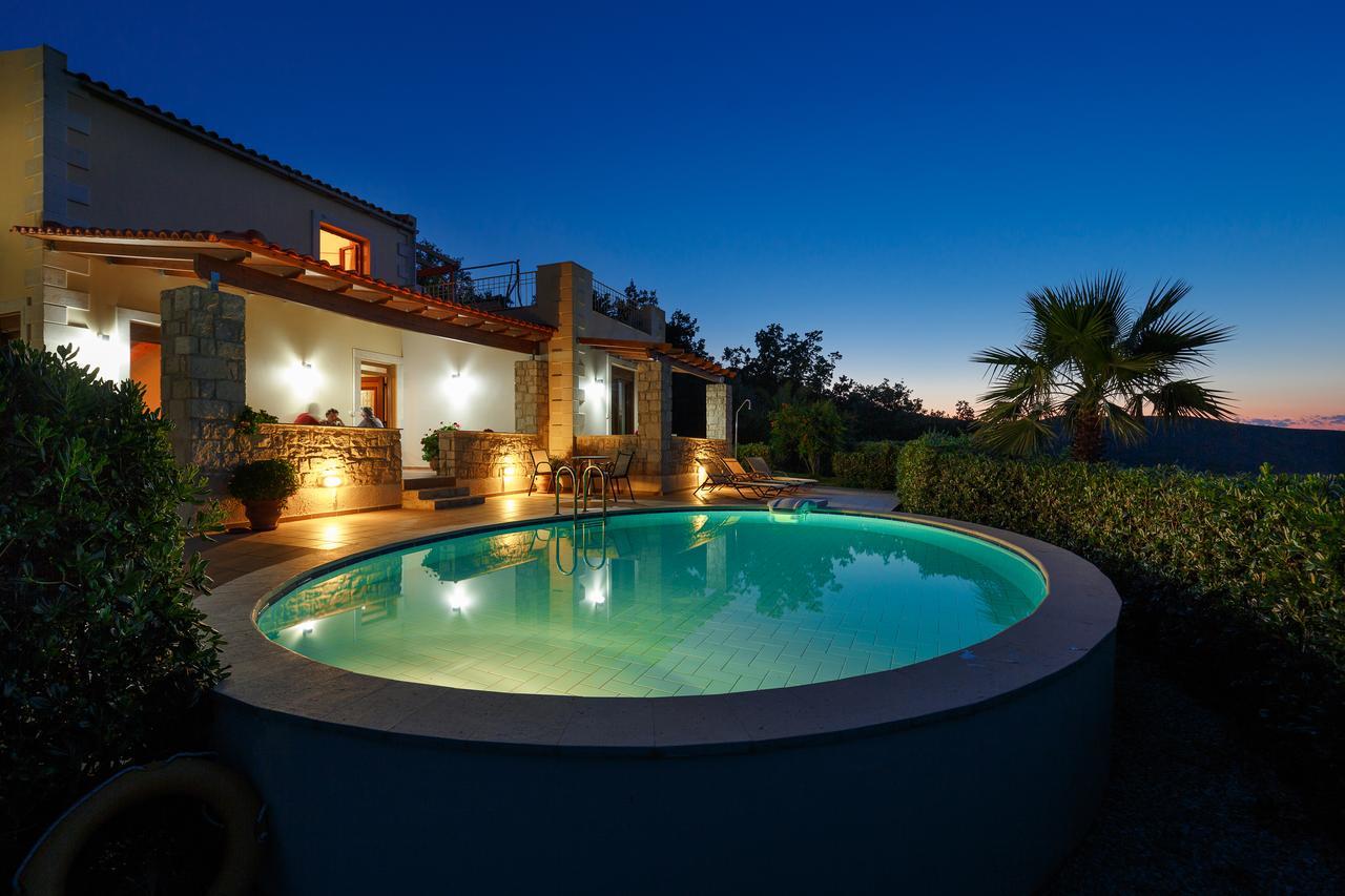 Harkia Villas Dış mekan fotoğraf