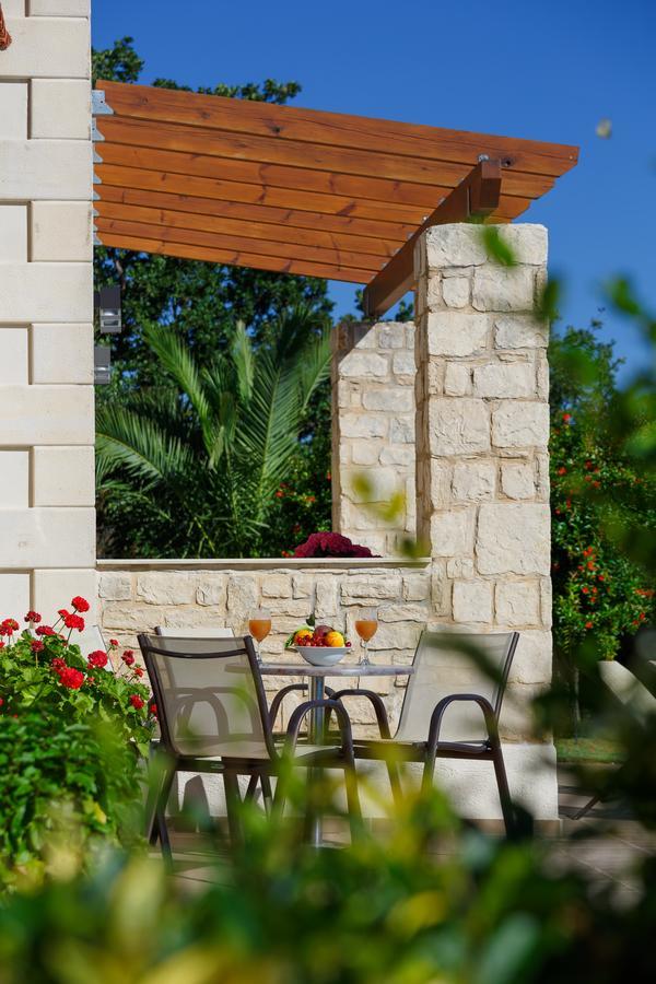 Harkia Villas Dış mekan fotoğraf